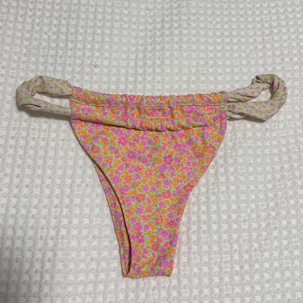 Kulani Kinis Pink and Orange Floral Bikini Bottom - Size S - Worn Once